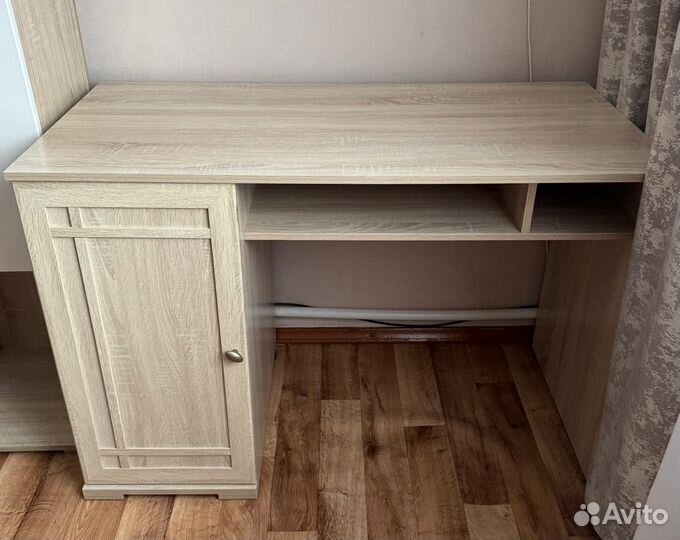 Продам письменный стол