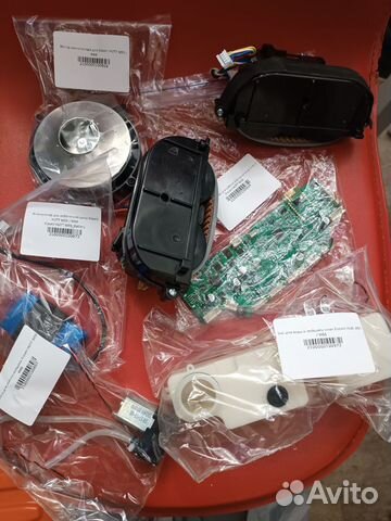 Запчасти для роботов мойщиков окон