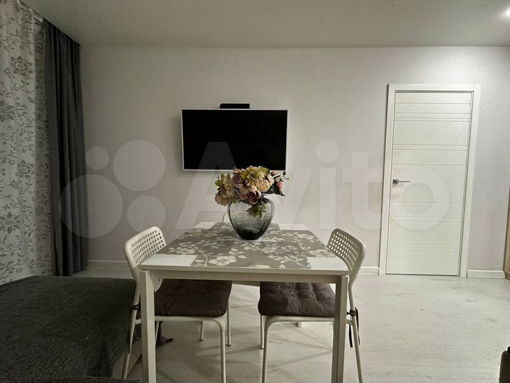 3-к. квартира, 53,4 м², 2/5 эт.