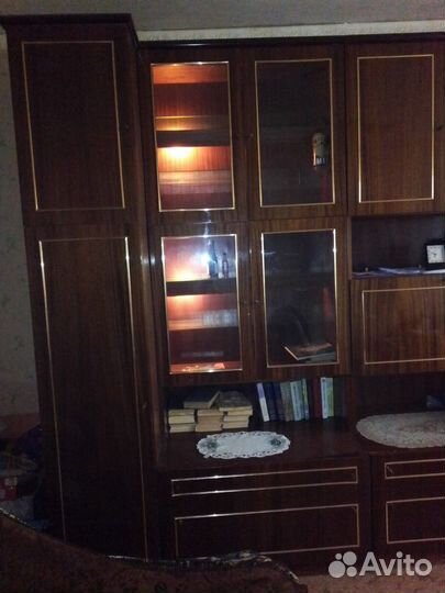 Стенка- ретро СССР - Болгария -80-90 гг + люстра