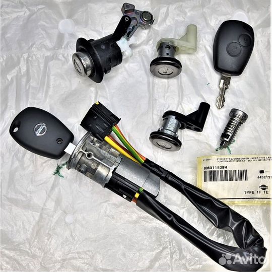 Замок зажигания комплект Nissan Terrano