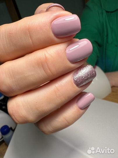 Маникюр на дому