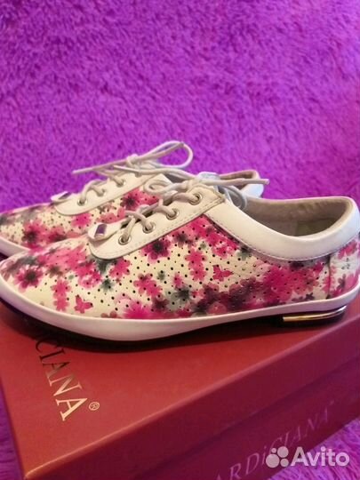 Туфельки для девочки