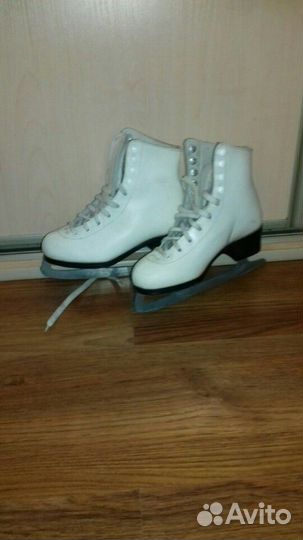 Коньки 33 разм