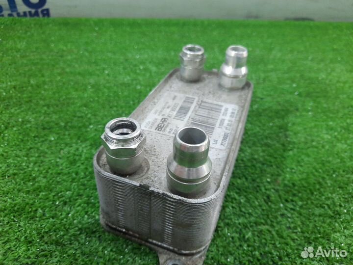 Радиатор масляный Mercedes C180 W204 271.820 2012