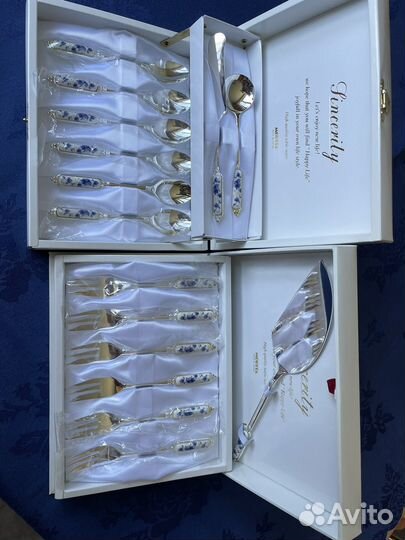 Набор чайных ложек и вилок