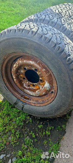 Колёса УАЗ, 3 колеса на 14,2шт на 15р