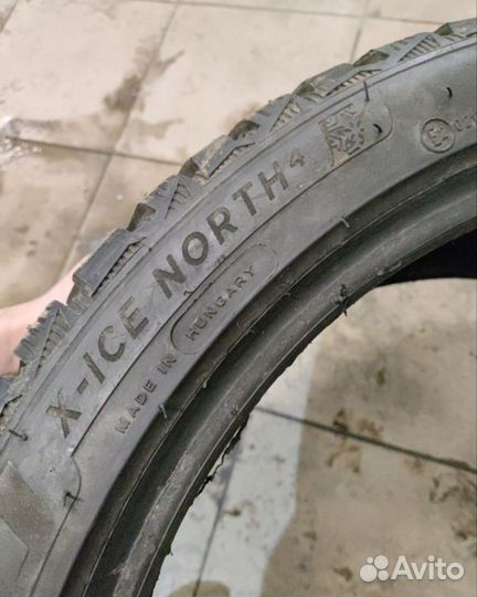 Michelin X-Ice North 4 225/40 R19 93H