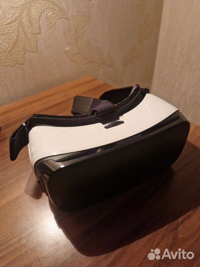 Очки виртуальной реальности samsung gear vr