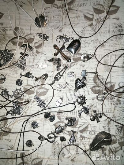 Подвеска кулон амулет чокер