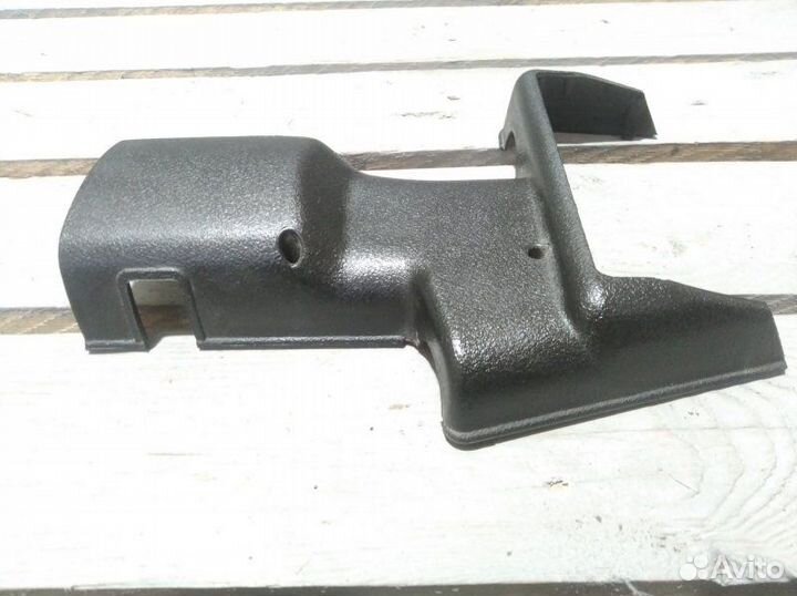 Кожух рулевой колонки LADA 2131 5 дверей 1.7 2012