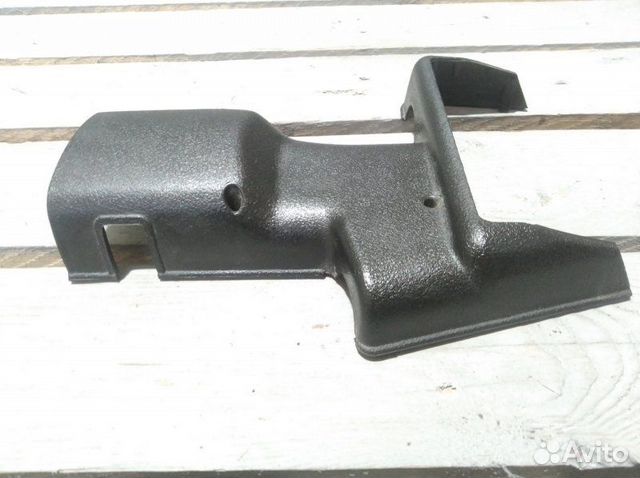 Кожух рулевой колонки LADA 2131 5 дверей 1.7 2012