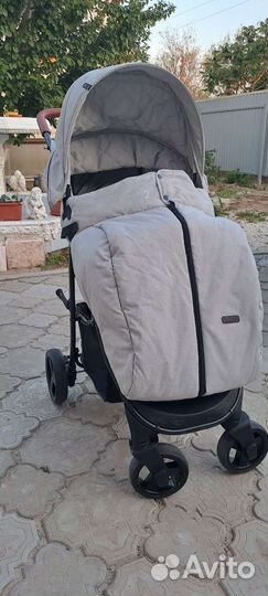 Прогулочная коляска bubago model 2
