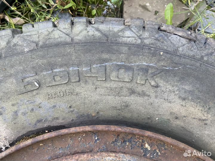 Грузовые диски + всесезонные покрышки