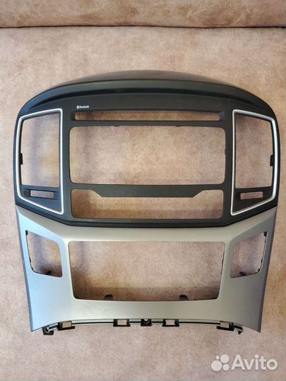 Магнитола Hyundai H1 2021 год