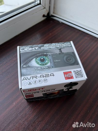 Видеорегистратор Ritmix AVR 424