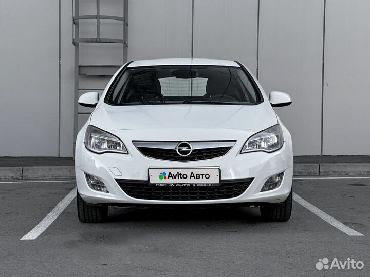 Opel Astra 1.6 МТ, 2011, 185 000 км