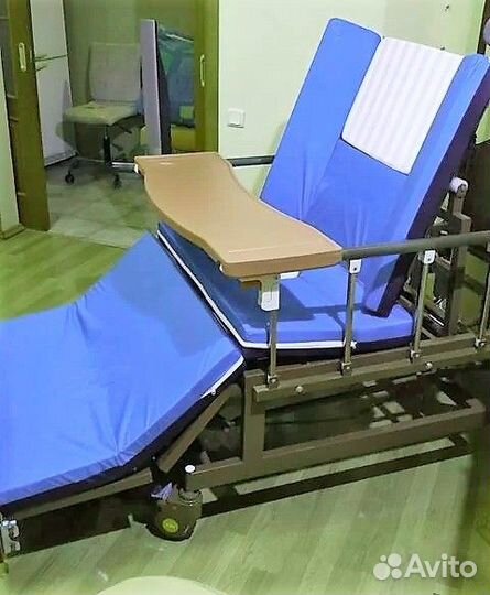 Медицинская кровать для лежачих больных эл+туaл+кр