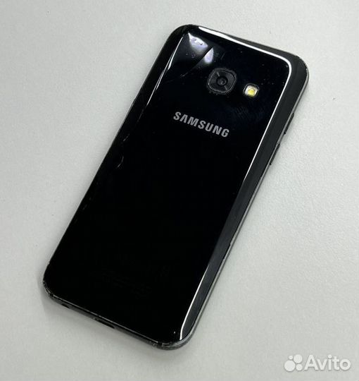 Samsung Galaxy A3 (2016) SM-A310F/DS, 16 ГБ