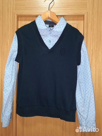 Джемперы 3 штуки для школы на рост 134