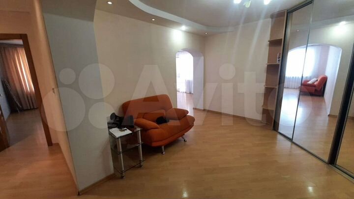 3-к. квартира, 116 м², 3/9 эт.