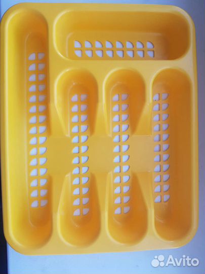 Лоток для столовых приборов