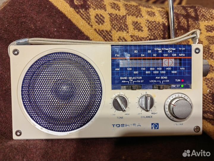 Радиоприемник Toshiba
