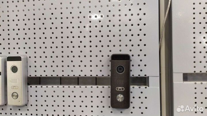 Установка камер видеонаблюдения и видеодомофона