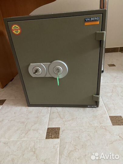 Сейф огнестойкий бу