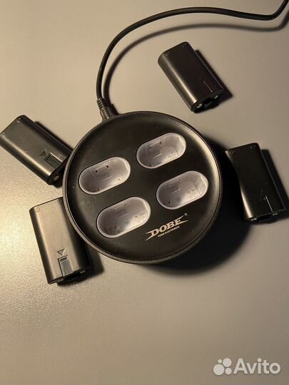 Док-станция для зарядки + акб 4 шт Xbox Series X/S