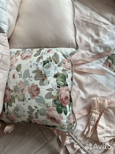 Бортики на кроватку и одеялко