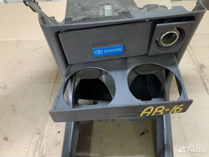 Консоль центральная toyota vista sv32