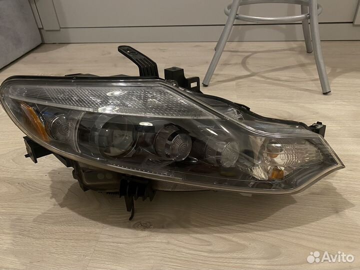 Фара правая Nissan Murano Z51