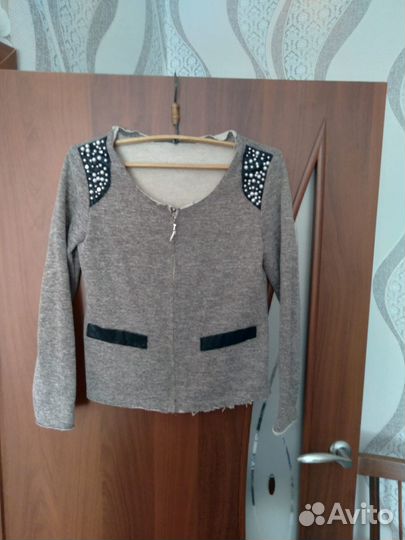 Теплые кофты, свитера, теплые туники