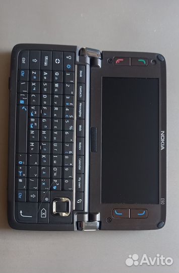 Nokia E90 клавиатура