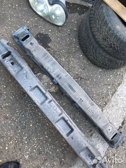 Усилитель переднего бампера на Хюндай Сонату