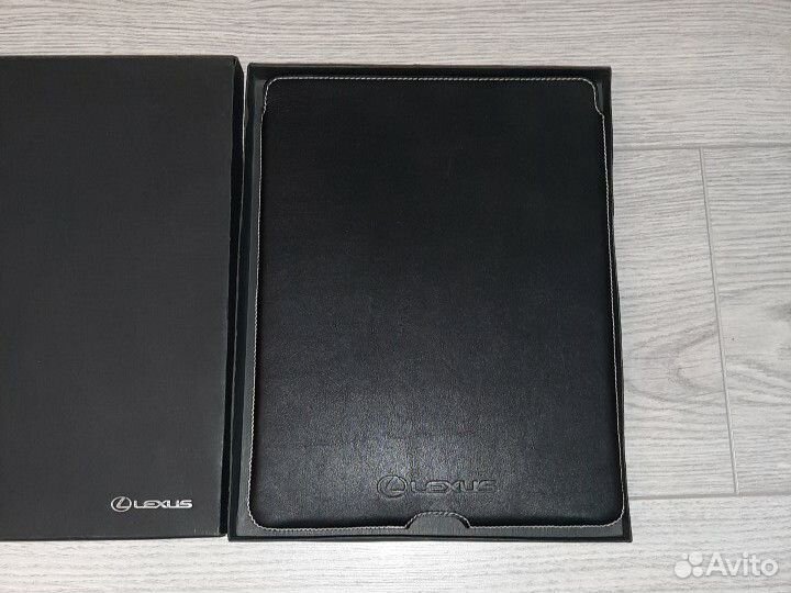 Чехол на iPad 2,3,4 lexus фирменный натур кожа