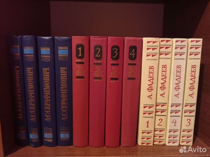 Продам книги