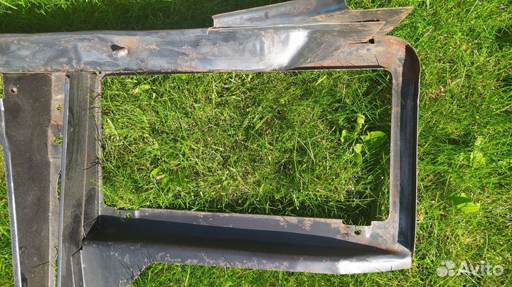 Рамка радиатора,передняя панель ваз2105, 2107,2104