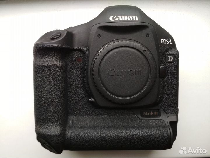 Canon EOS-1D Mark III, Nikon 50mm f1.8G AF-S