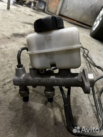 Kia Opirus Тормозной цилиндр