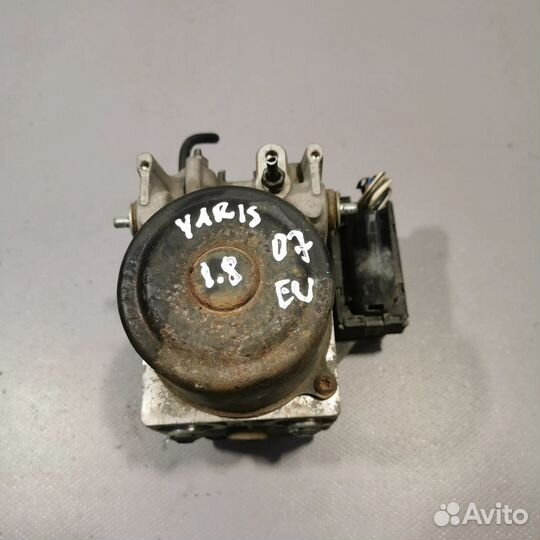 Блок абс, 8954152630 Toyota Yaris 2006-2011 года