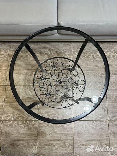 Журнальный столик IKEA