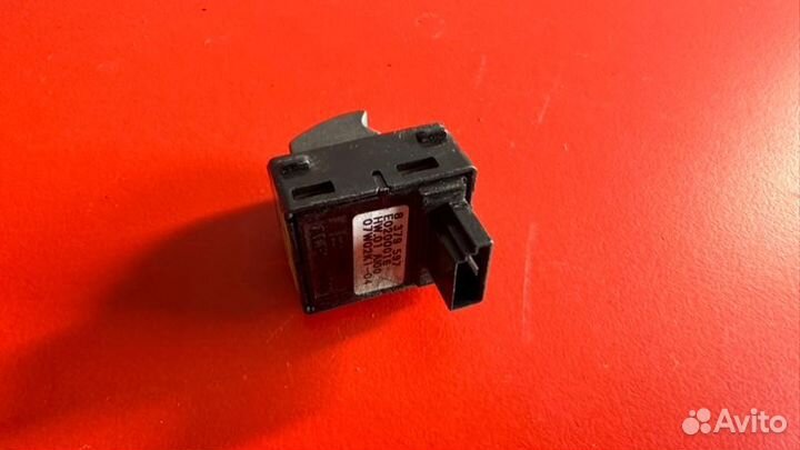 Блок управления стеклоподъемниками передний правый