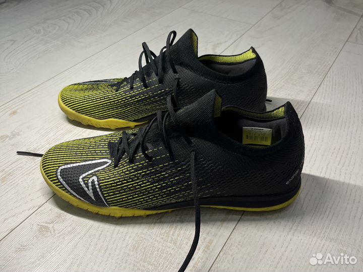 Футбольные шиповки demix 42 размер