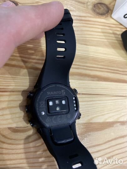 Часы suunto 5