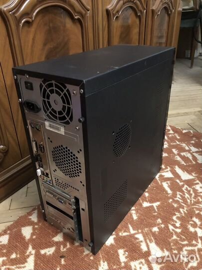 Компьютер системный блок