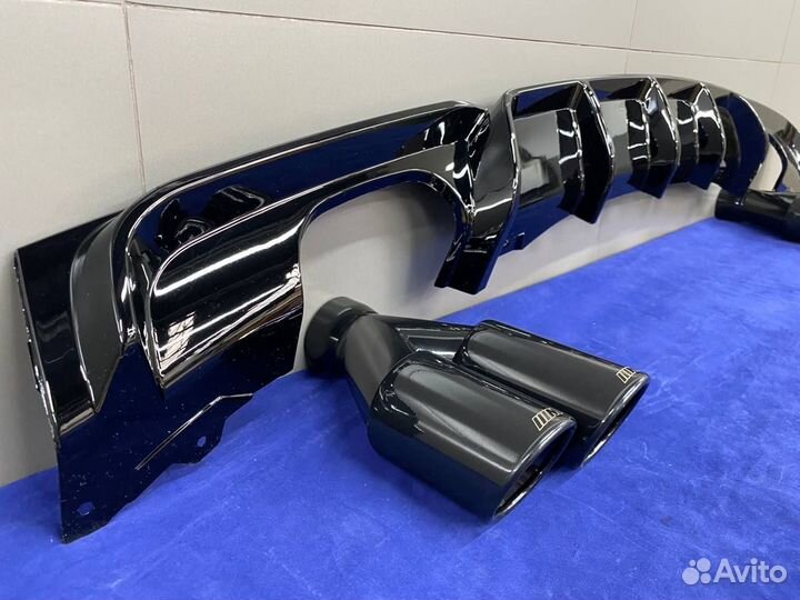 Перфоманс диффузор 2x2 для BMW F30 с насадками