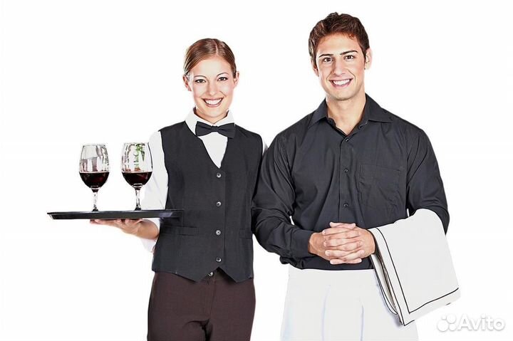 Официант в Хосту