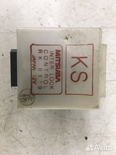 Другие реле моторного отсека Honda Cr-V 2 2006